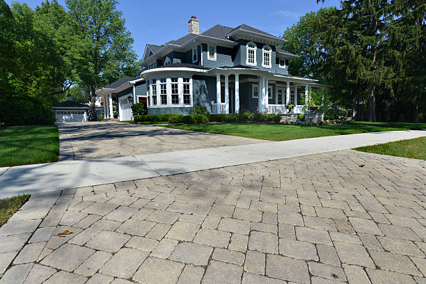 Best Custom Driveway Pavers  in Shady Hollow, TX